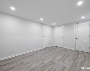 77 Alexander Avenue - Photo Thumbnail 14
