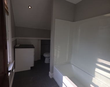 311 Farmington Avenue - Photo Thumbnail 13