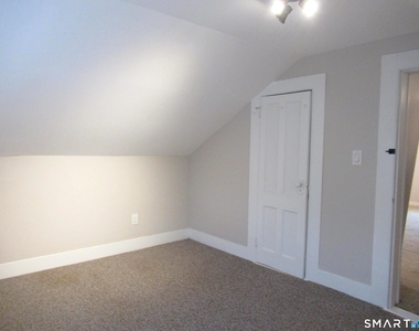 353 Main Street - Photo Thumbnail 8