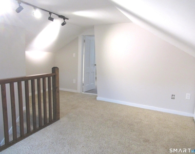 353 Main Street - Photo Thumbnail 9