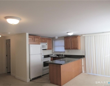 271 Pequot Avenue - Photo Thumbnail 1