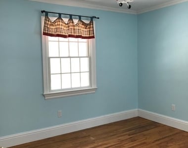 51 Continental Drive - Photo Thumbnail 6