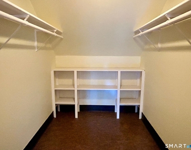 478 Judd Street - Photo Thumbnail 16