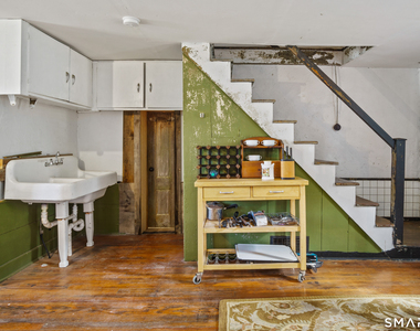 457 Roode Road - Photo Thumbnail 15