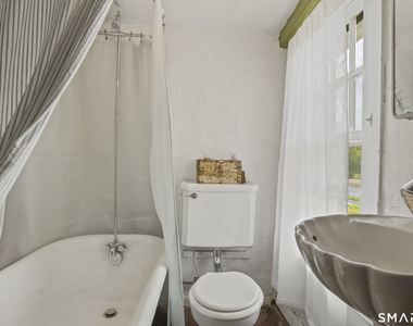 457 Roode Road - Photo Thumbnail 32