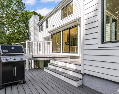21 Walker Lane - Photo Thumbnail 22
