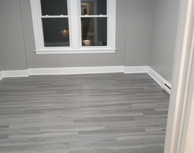20 Beatty Street - Photo Thumbnail 5