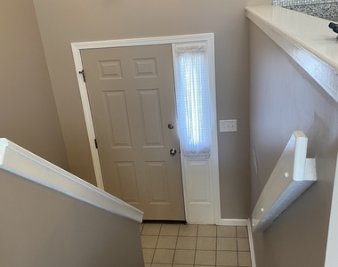 83 Myrtle Street - Photo Thumbnail 3