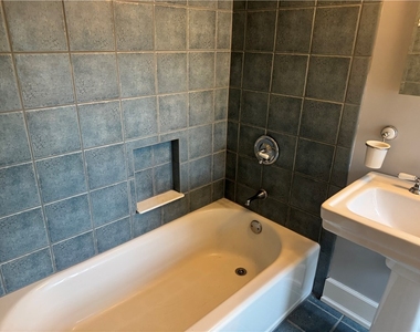 703 Saint James St - Photo Thumbnail 49