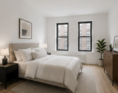 East 46th Street - Photo Thumbnail 3