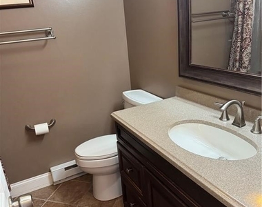 110 Lake Country Drive - Photo Thumbnail 11