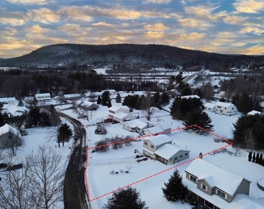 112 Central Drive - Photo Thumbnail 7