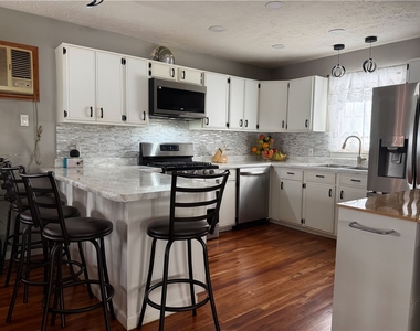 112 Central Drive - Photo Thumbnail 14