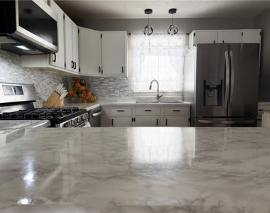 112 Central Drive - Photo Thumbnail 18