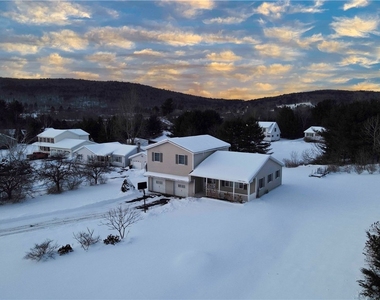 112 Central Drive - Photo Thumbnail 4