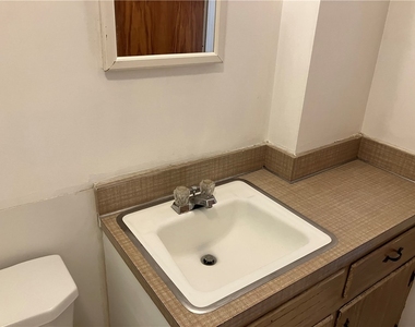 50 Golf Avenue - Photo Thumbnail 12