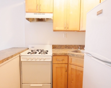 157 East 85th Street - Photo Thumbnail 7