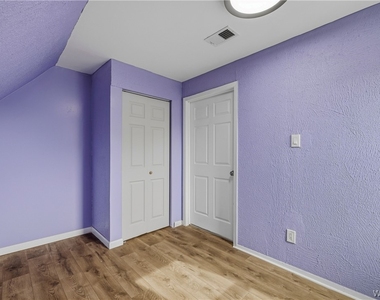 25 Parkridge Avenue - Photo Thumbnail 16