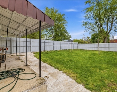 25 Parkridge Avenue - Photo Thumbnail 18
