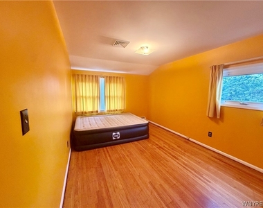 119 Kaymar Drive - Photo Thumbnail 8