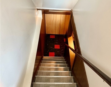 119 Kaymar Drive - Photo Thumbnail 9