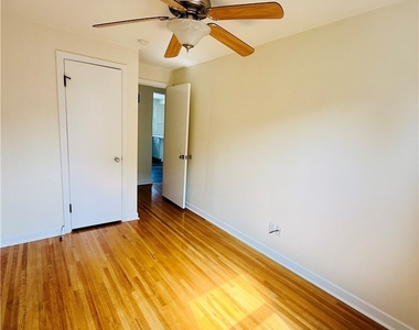 113 Argyle Avenue - Photo Thumbnail 19