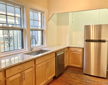 260 Summer Street - Photo Thumbnail 7
