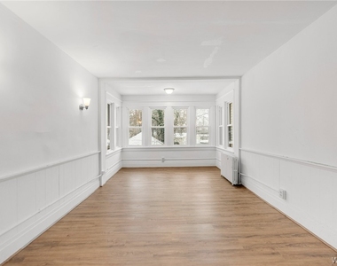 2555 Main Street - Photo Thumbnail 20