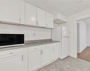 2555 Main Street - Photo Thumbnail 16