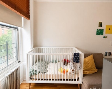276 Degraw Street - Photo Thumbnail 7