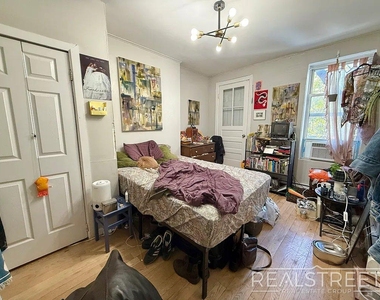 196 Utica Avenue - Photo Thumbnail 6