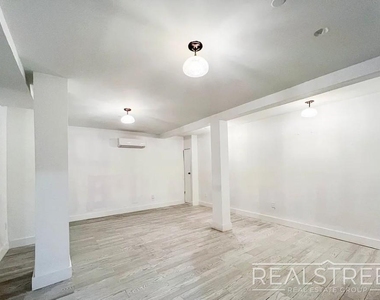 1114 Halsey Street - Photo Thumbnail 7