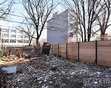 1114 Halsey Street - Photo Thumbnail 5