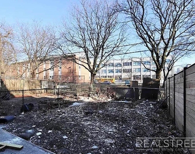 1114 Halsey Street - Photo Thumbnail 6