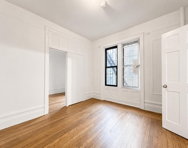 3139 Broadway - Photo Thumbnail 4