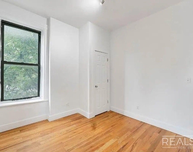 756 Marcy Avenue - Photo Thumbnail 3