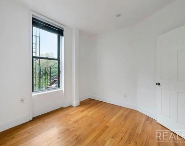 756 Marcy Avenue - Photo Thumbnail 11