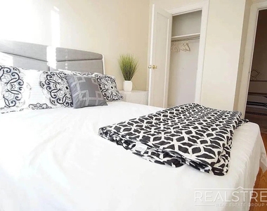 1215 Nostrand Avenue - Photo Thumbnail 6