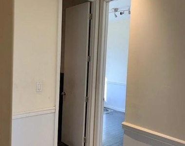 438 Wilson Avenue - Photo Thumbnail 4