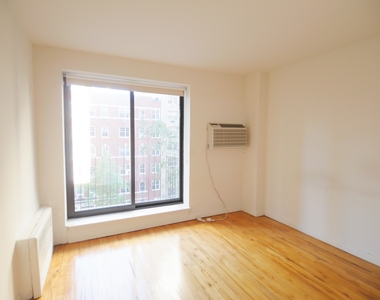 516 East 86th Street - Photo Thumbnail 9