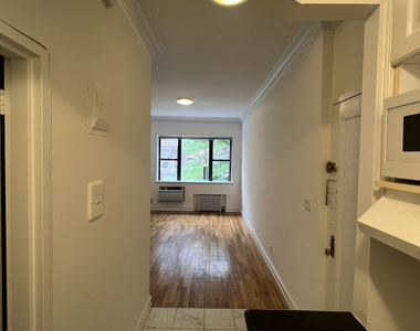 East 84th Street - Photo Thumbnail 1