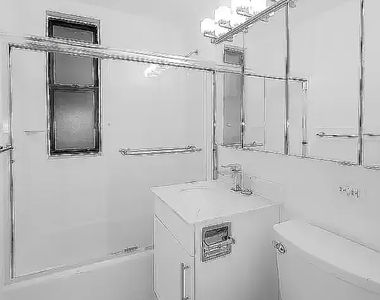 214 East 51st Street - Photo Thumbnail 3