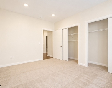 723 Lorhan Dr - Photo Thumbnail 18
