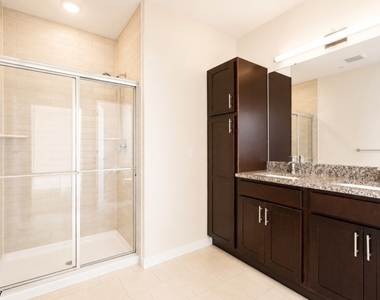 723 Lorhan Dr - Photo Thumbnail 17