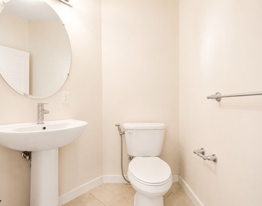 723 Lorhan Dr - Photo Thumbnail 22