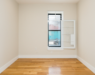 951 Prospect Pl 11213 - Photo Thumbnail 8
