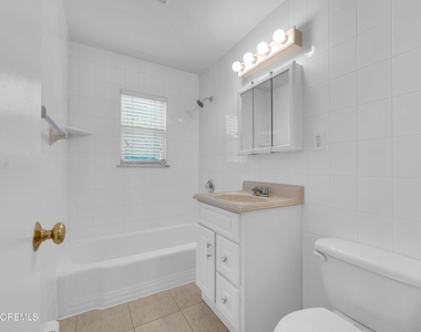 310 Maryland Avenue - Photo Thumbnail 11