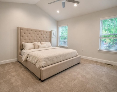 22 Ross Terrace - Photo Thumbnail 8