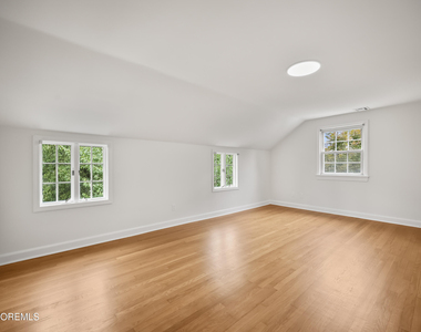 18 Fierro Avenue - Photo Thumbnail 20