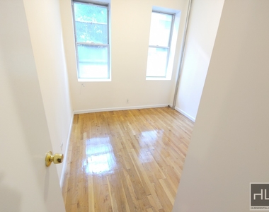 East 11th Street - Photo Thumbnail 2
